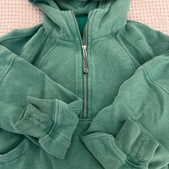 lululemon Green Women's Scuba Oversized Half Zip Hoodie - Picture 2 of 3